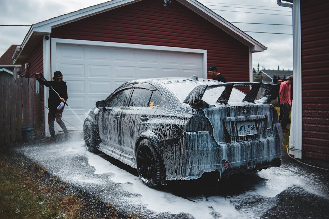 Sasqwash Professional Mobile Pressure Washing Services for vehicles, driveways, parking lots, buildings, fleet vehicles, graffiti removal, and more in Seattle, Bellevue, and Tacoma